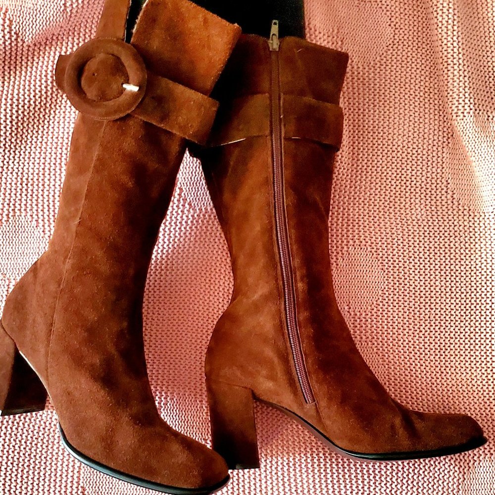 Steve Madden Brown GOGO Boots  Size 10 Suede